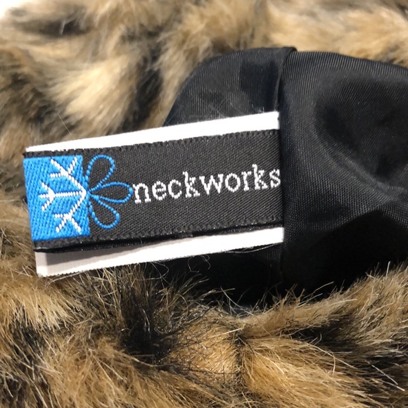 Neckworks Leopard Papakha NWOT - Picture 6 of 6